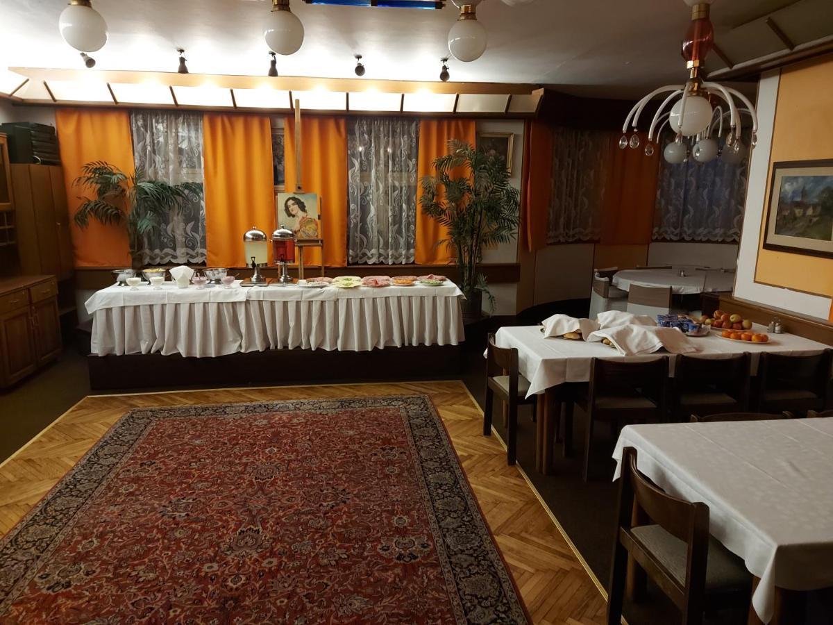 Hotel Vetrov Vysoke nad Jizerou Exterior photo
